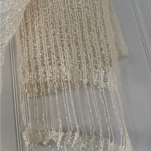 NEW Fishnet Fringe Shawl - Picture 3 of 7